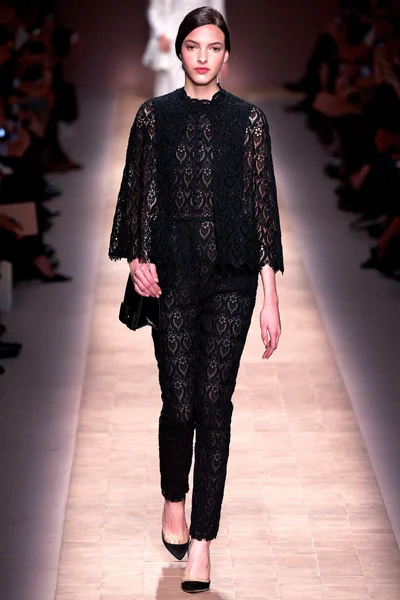 Look 38
